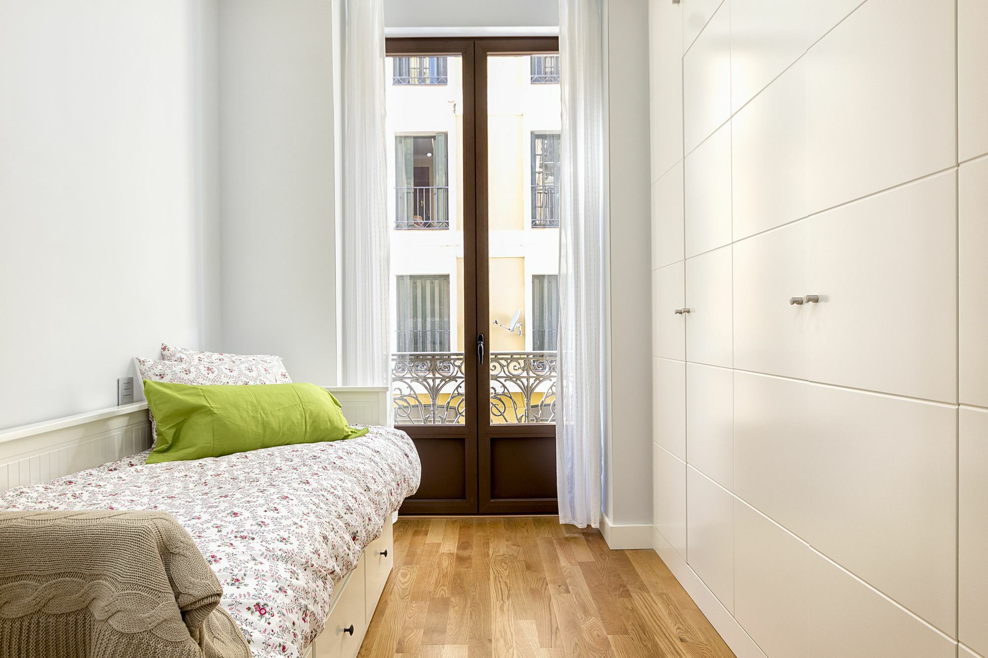 Sebastian Souviron Apartament