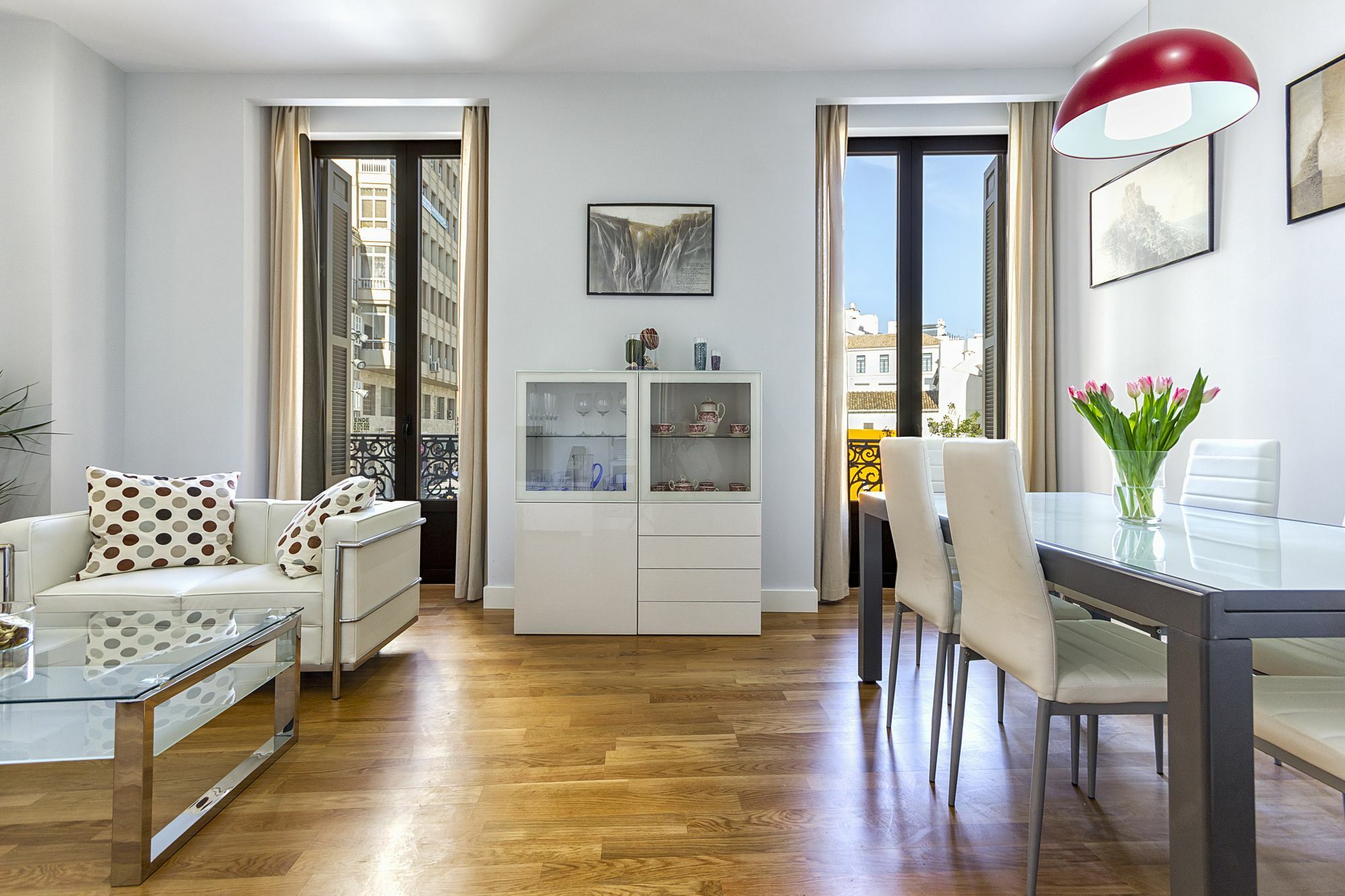 Sebastian Souviron Apartament